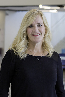 Annette Eros 003 Annette Richardson Eros '85